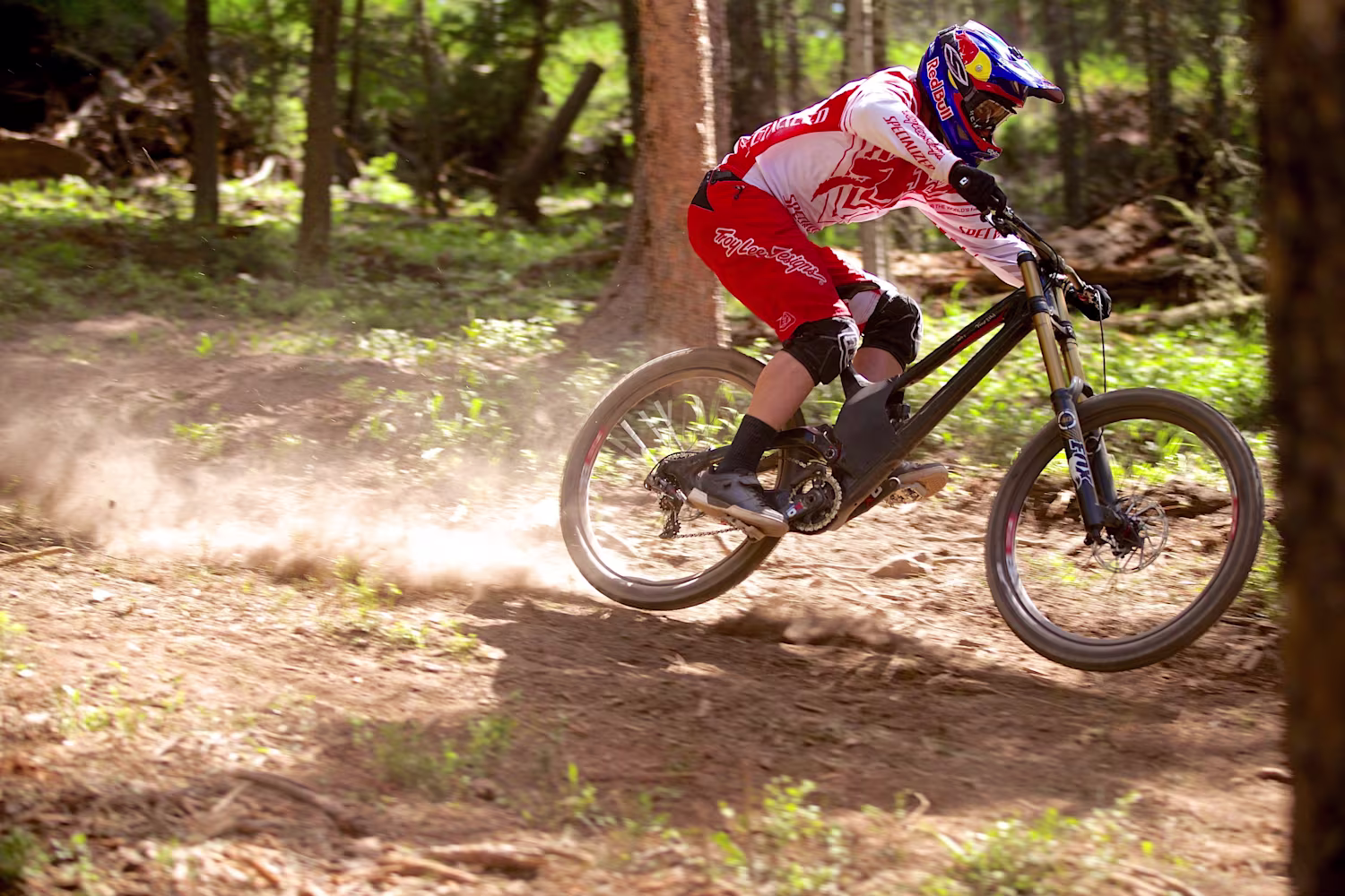 Bici Perfecta -Bici Perfecta aaron gwin probando un prototipo en primavera 2014